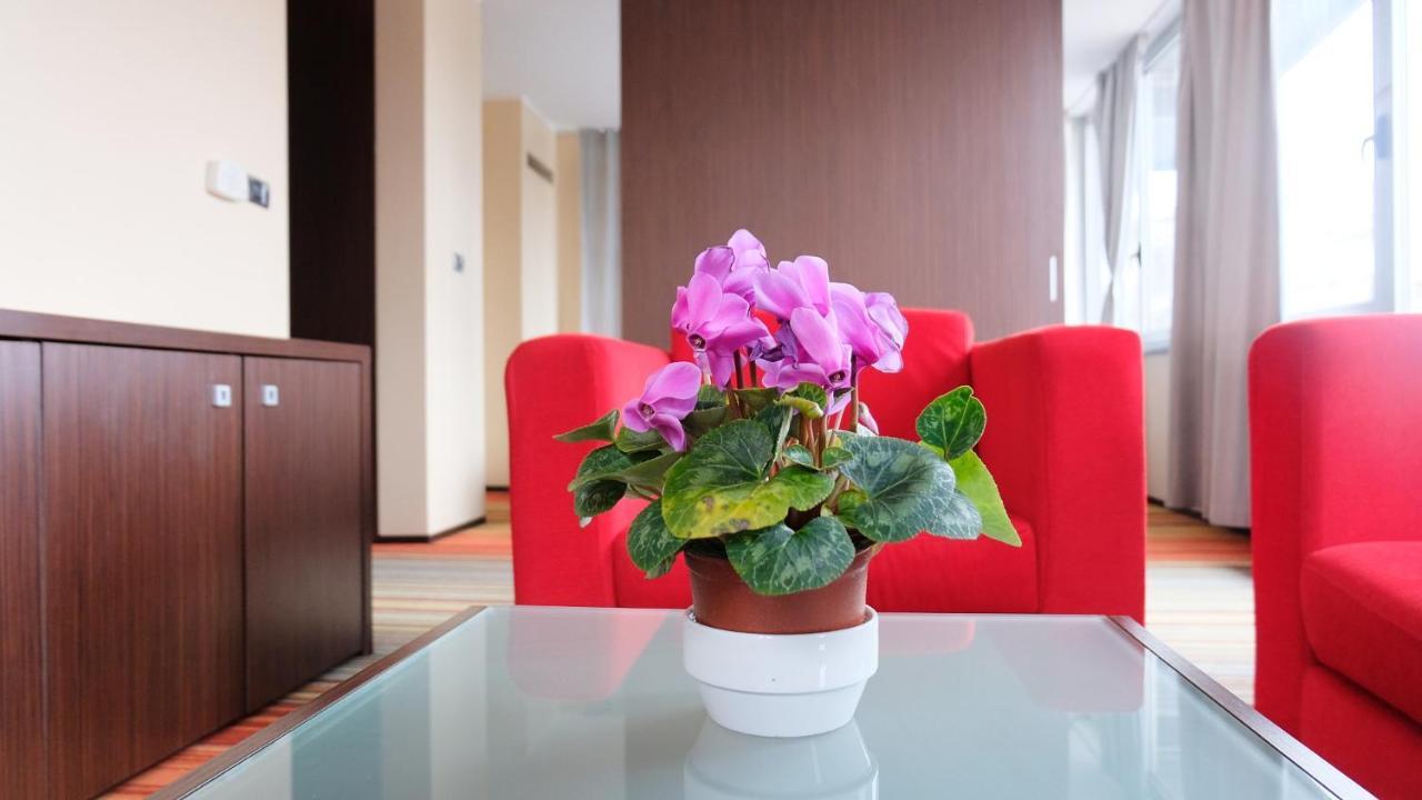 Hotel Richi Zenica Eksteriør billede
