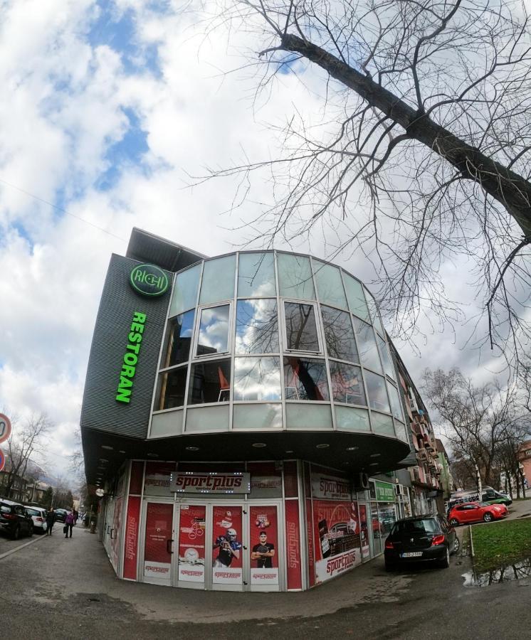 Hotel Richi Zenica Eksteriør billede